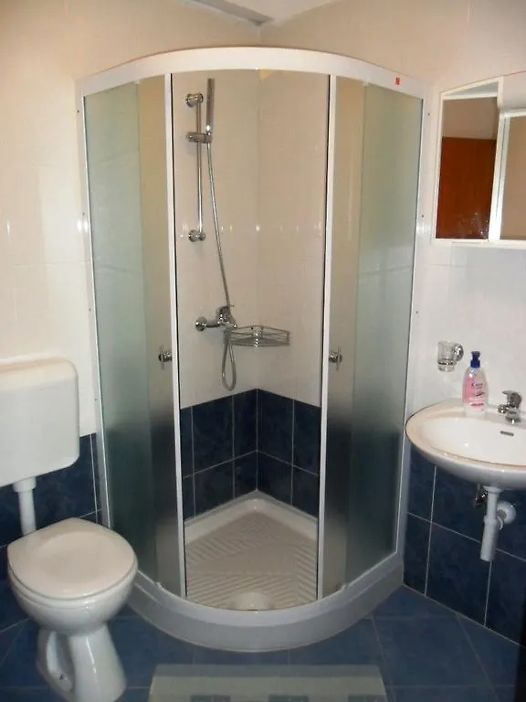 Apartments Kalac لابين 0*,  كرواتيا